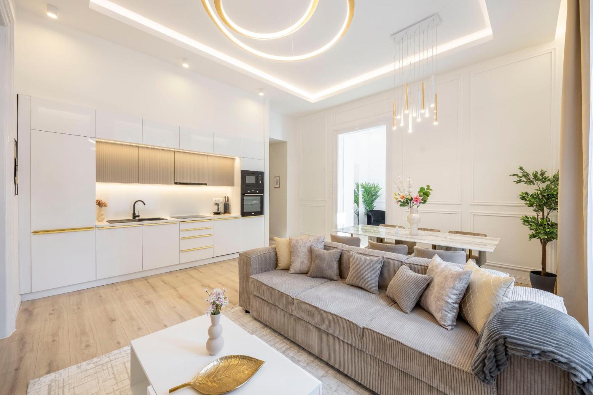 בודפשט Exclusive & Prestigious Central Residence W/ Balcony מראה חיצוני תמונה