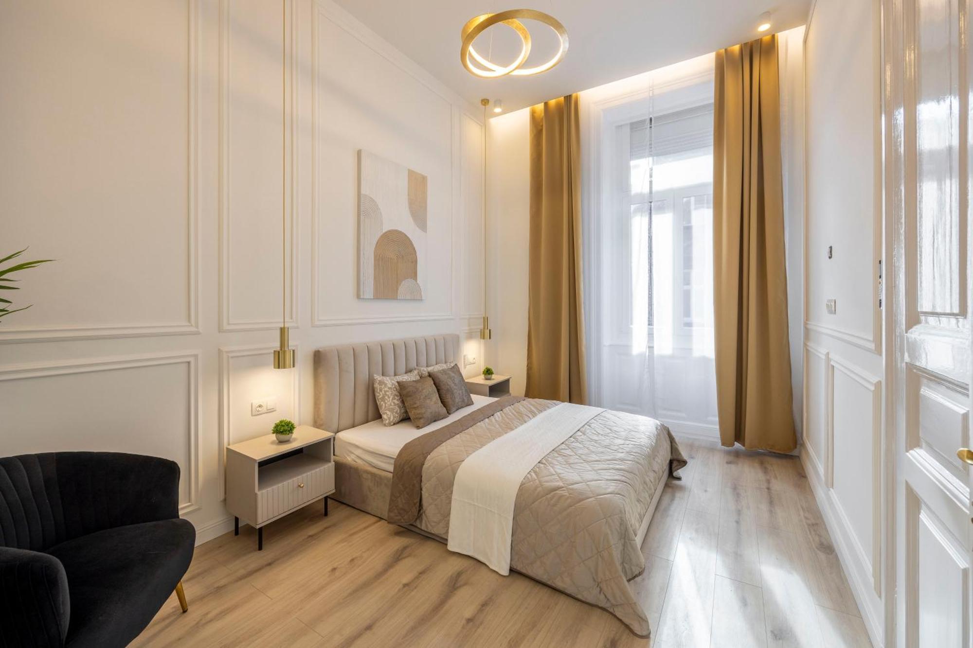 בודפשט Exclusive & Prestigious Central Residence W/ Balcony מראה חיצוני תמונה