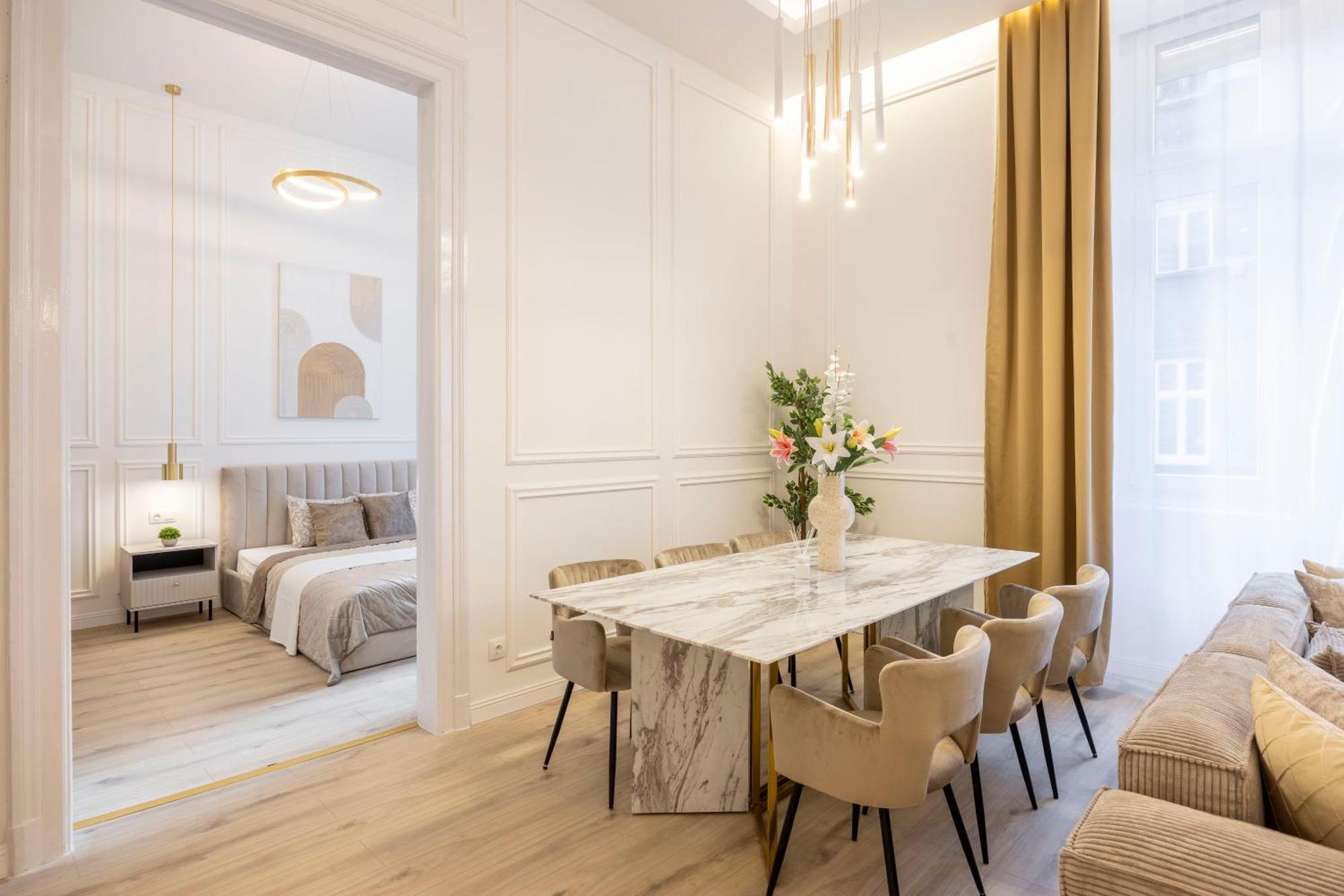 בודפשט Exclusive & Prestigious Central Residence W/ Balcony מראה חיצוני תמונה